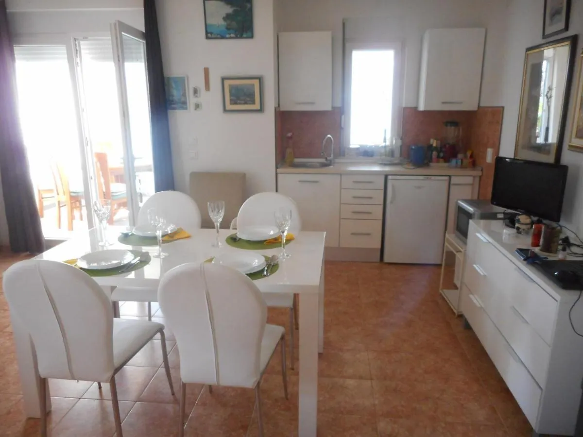 Patrik Apartment Povljana 0*,