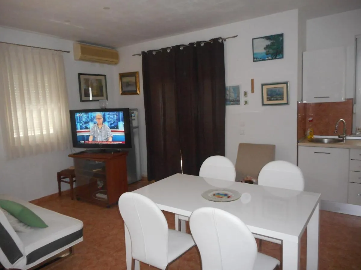 Patrik Apartment Povljana