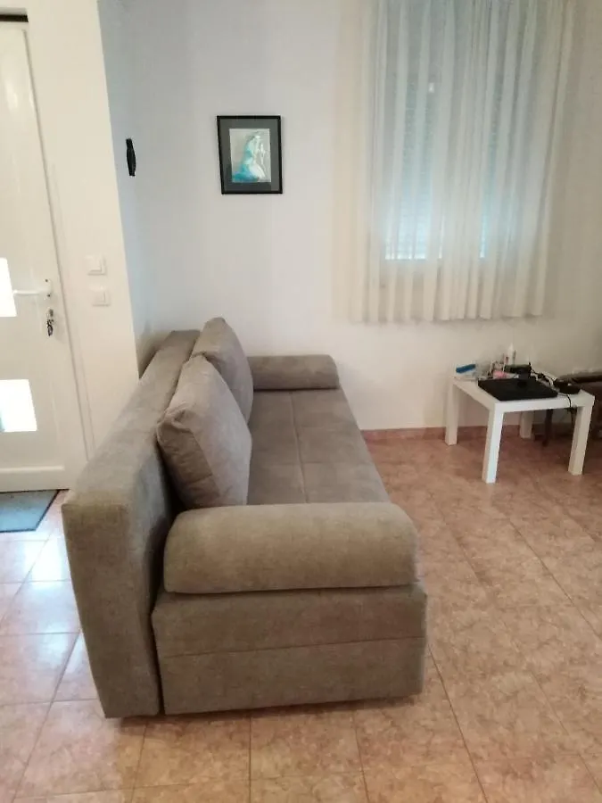 Patrik Apartment Povljana 0*,