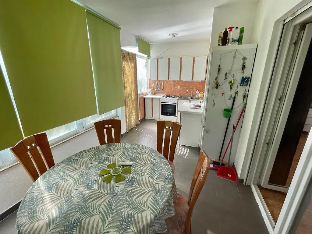 Patrik Apartment Povljana