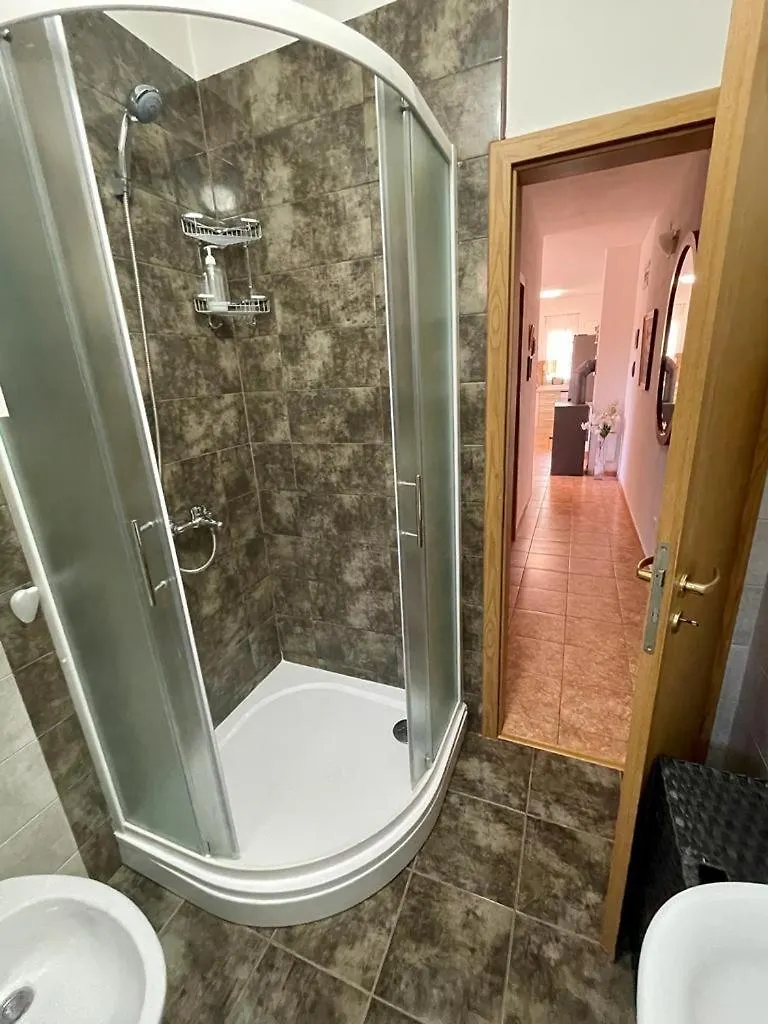 Patrik Apartment Povljana Croatia